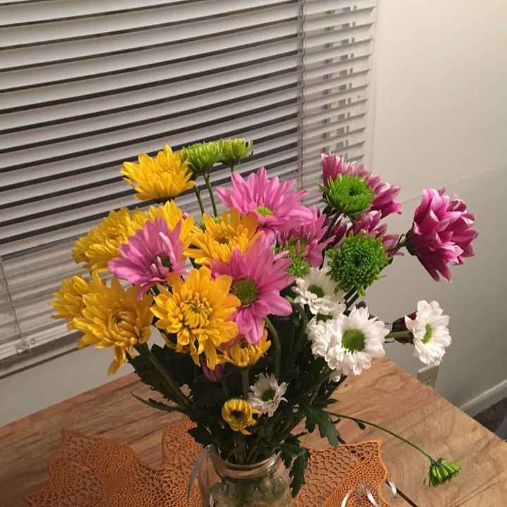 Who here is DIYing their centerpieces? - 1