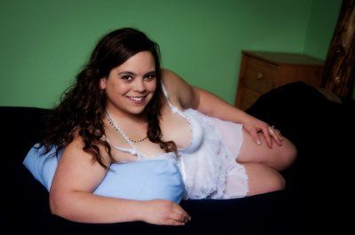 For the plus-sized ladies!  Here they are!  B-shots!  enjoy !  *pic heavy!*