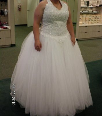 dress shopping...PICS!
