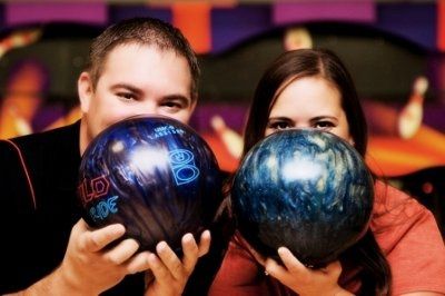 Engagement Photo Question (about dress/hair/makeup)