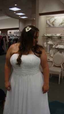 tried on my dress...and now I dont know....