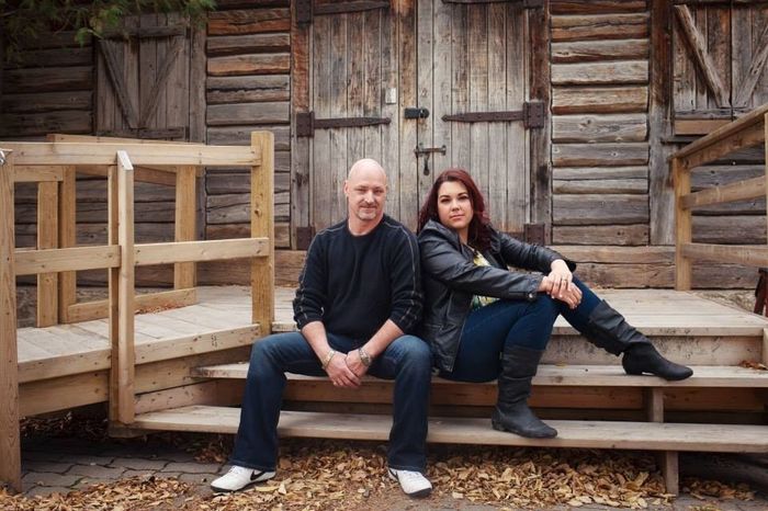 Help!!!! "Spontaneous" Engagement Photo Session... UPDATE