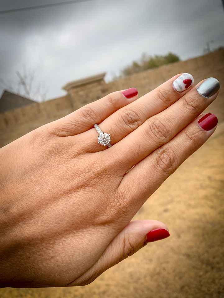 Show off your solitaire ring! 💎 - 1