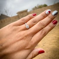Show off your solitaire ring! 💎 - 1