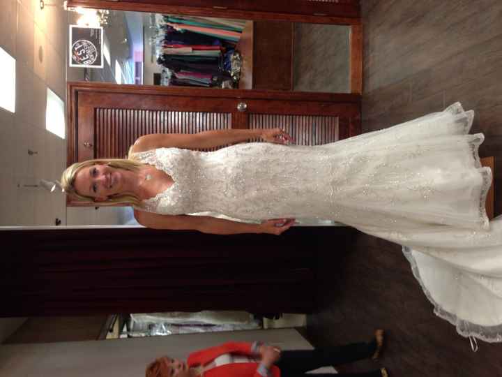 Share your non strapless dress please :)