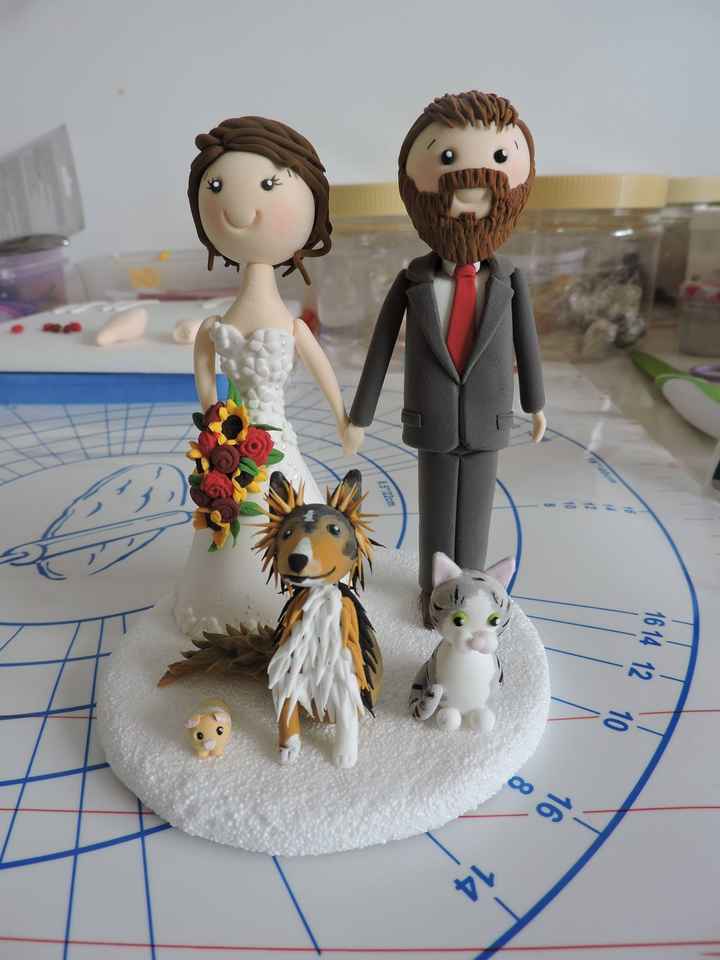 Did you have a funny or unique cake topper? Show me! - 1