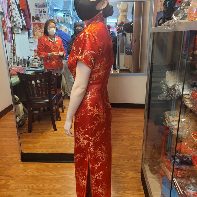 Chinese wedding dress? 1