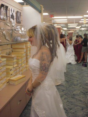Got my dress yesterday!...but did i pick the right one??!!PICS!
