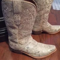 Show Off Your Shoes!