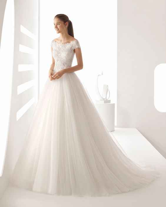 Pre-owned wedding gown - 1