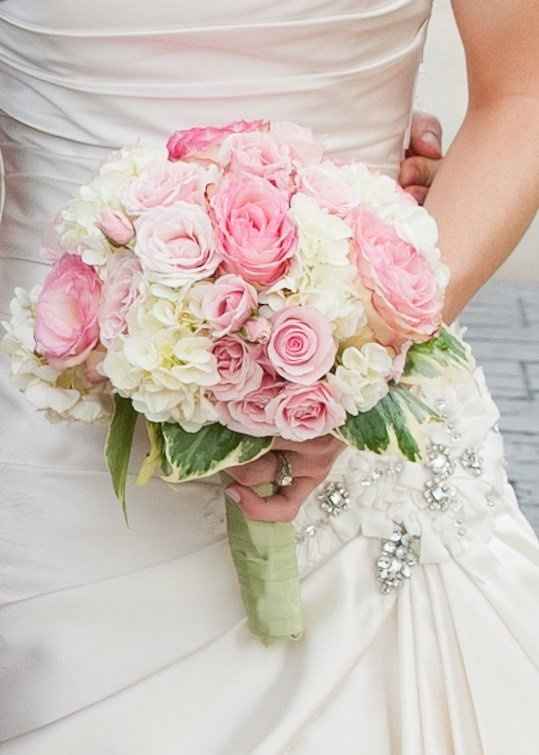 show off your bridal bouquets