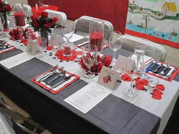 Disney themed wedding centerpieces...