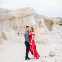 Engagment photos are Hereeeee!!!! - 2
