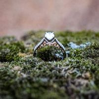 Brides of 2022! Show us your ring! - 1
