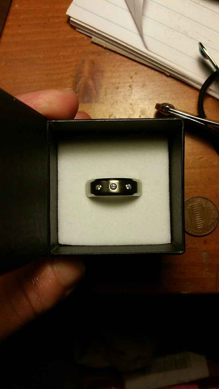 Men's wedding bands