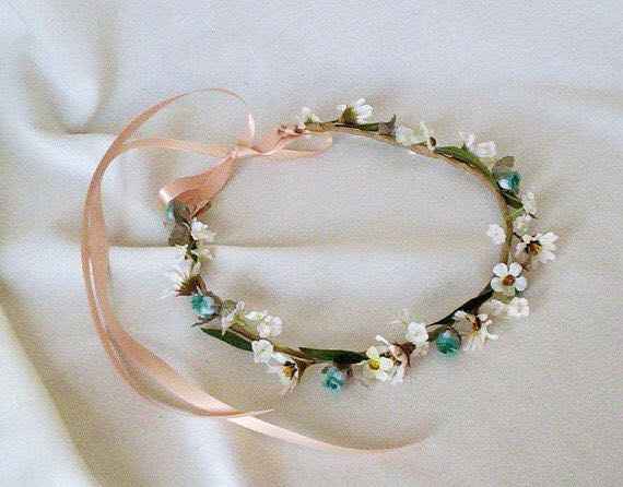  Bridesmaid Flower Crowns - 1