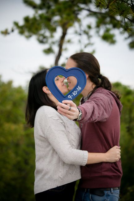 Enagement Photo Ideas!