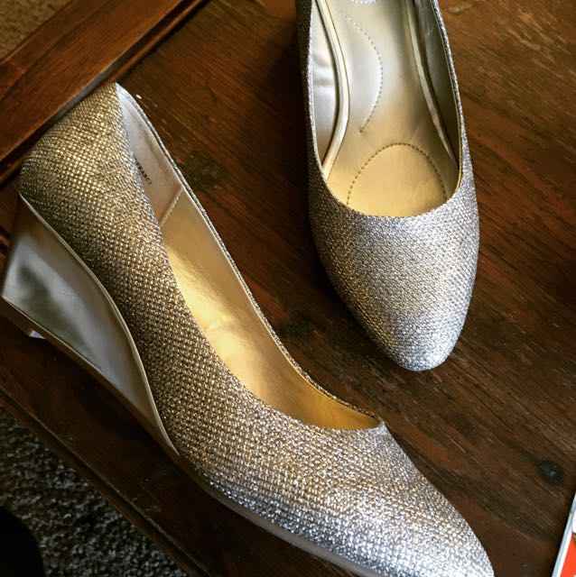 Show me your shoes! - 1