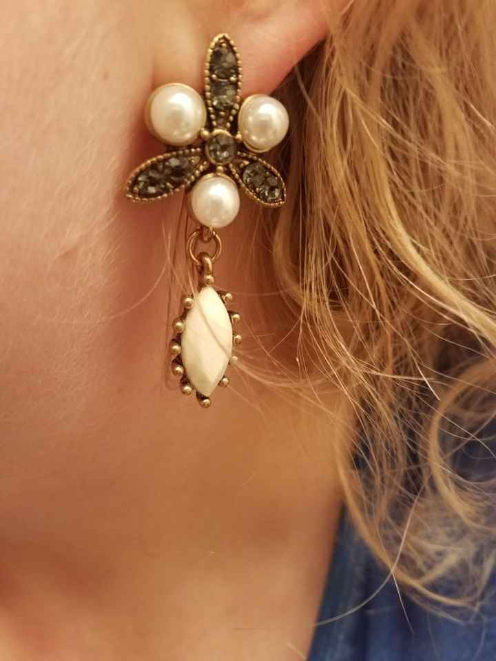 Statement pearl(ish) earings!