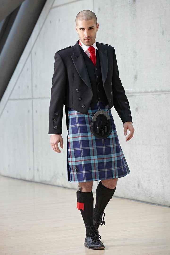 Show me your FH's attire!