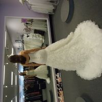 Small busted bride w/ sweetheart dress, bra help wanted!