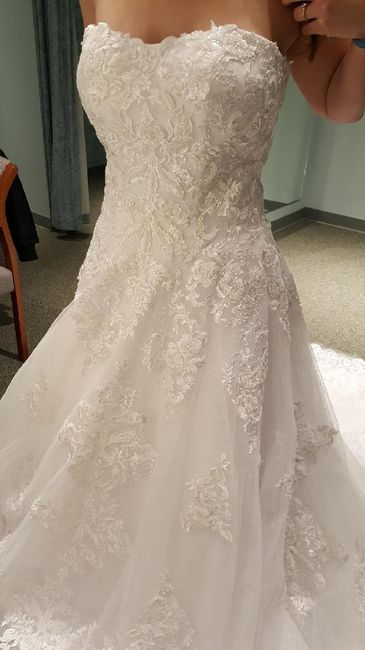 Does your wedding dress have lace, beading, or both? 5