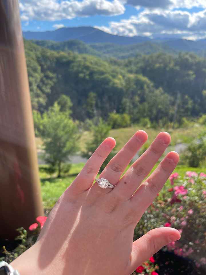 Brides of 2022! Show us your ring! - 1