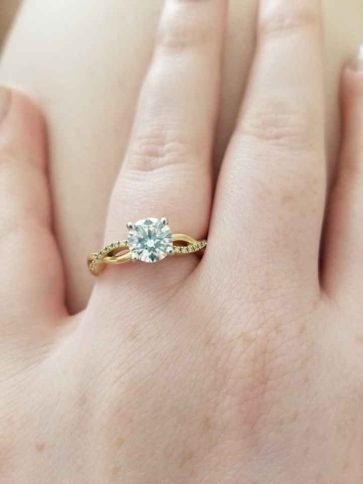 Show me your engagement rings!! - 1
