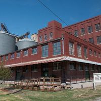 I need something beautiful to wake up to so SHOW ME YOUR VENUES!!!