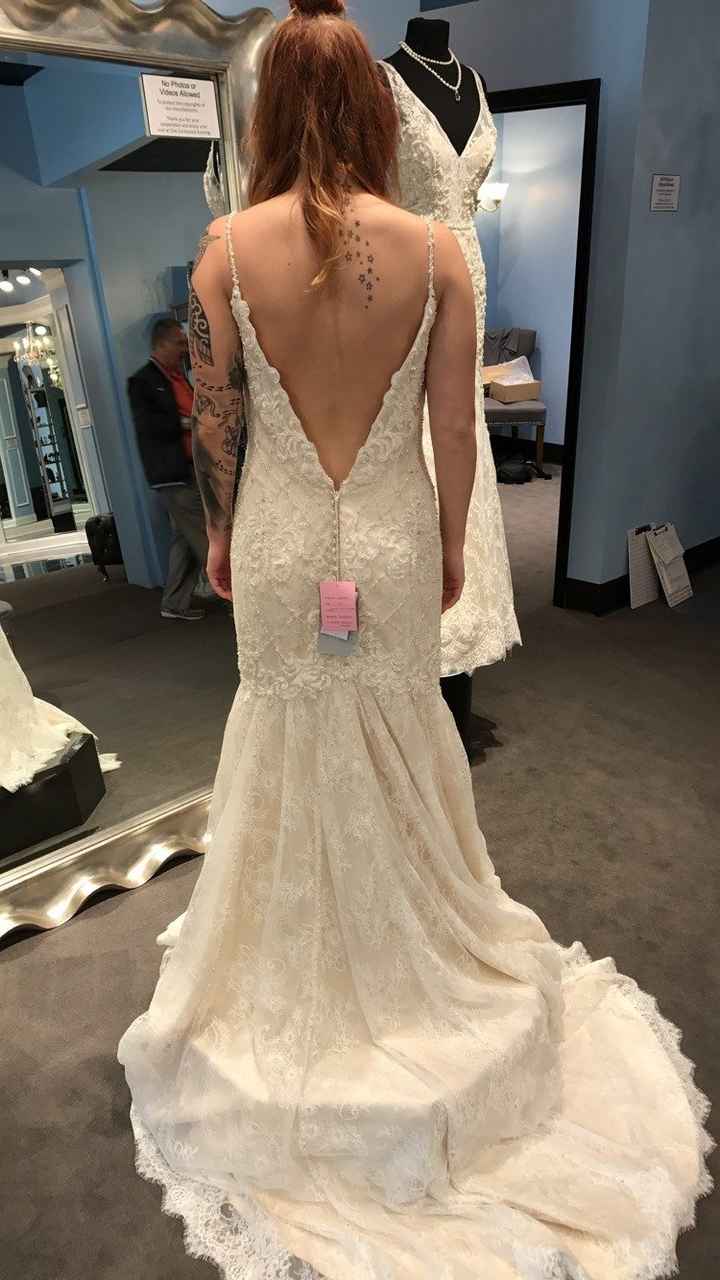 I wanna see your wedding dress!