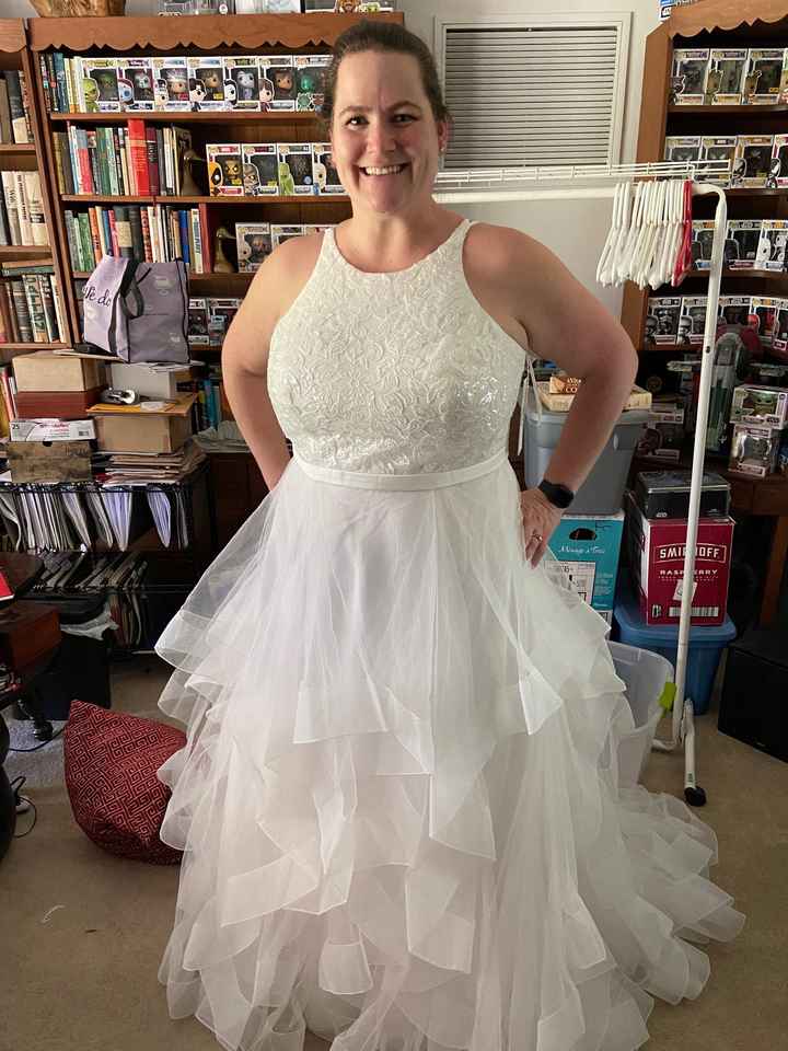 Feeling Down, Show me your dresses on you - 2