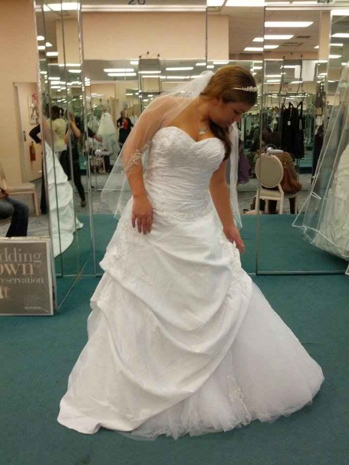 Post your Wedding  dress :)