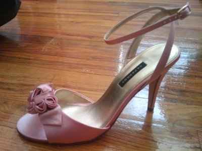 Do your shoes match your dress? Show me!