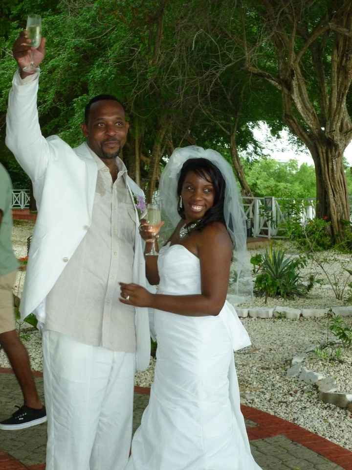 Married in Paradise! (non-pro pics)