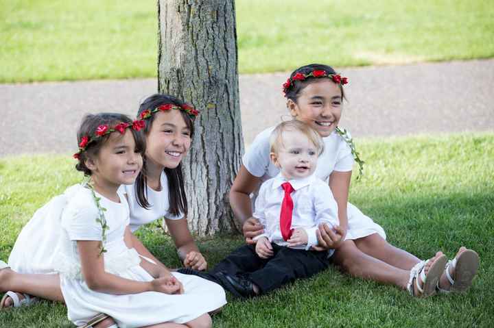 Pro-BAM! Inexpensive Backyard Wedding!