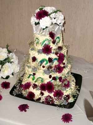 Wedding Cake Three Tier! Pics! :)