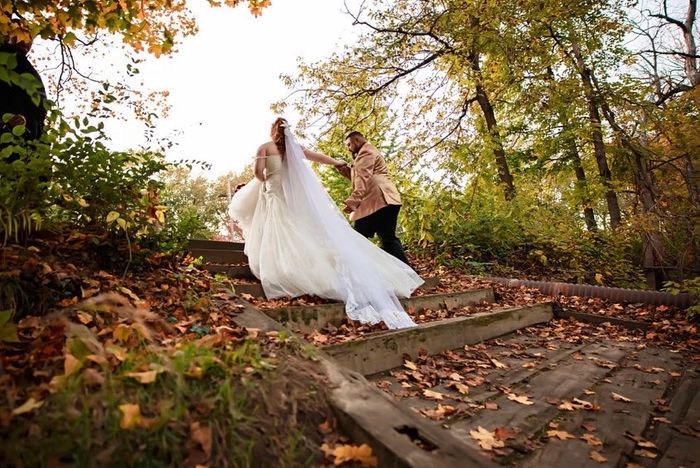 (Photo heavy) finally got our wedding photos 10.23.21 10