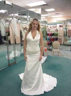 Stuck between 2 dresses....