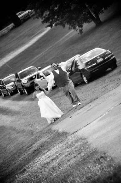 One month married! & PRO PICS ARE IN!! done posting pics :)