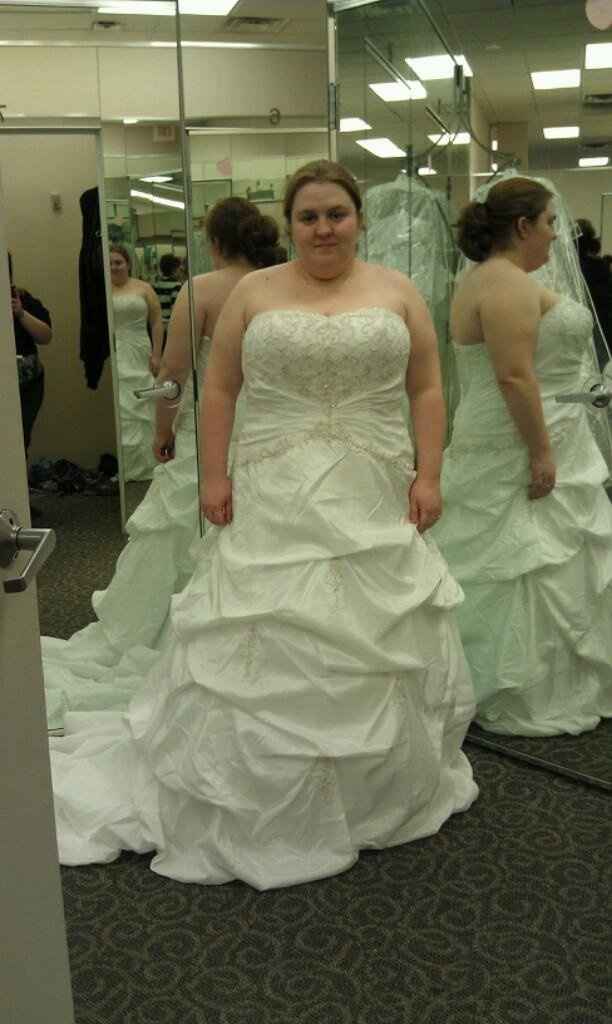 I dont think I like my dres anymore