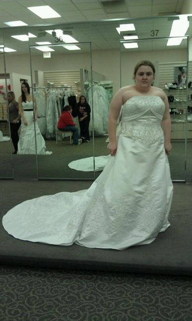 I dont think I like my dres anymore