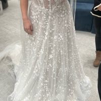 How to add more shape into my dress to emphasize my waist more!? (look more like the shape of dress 