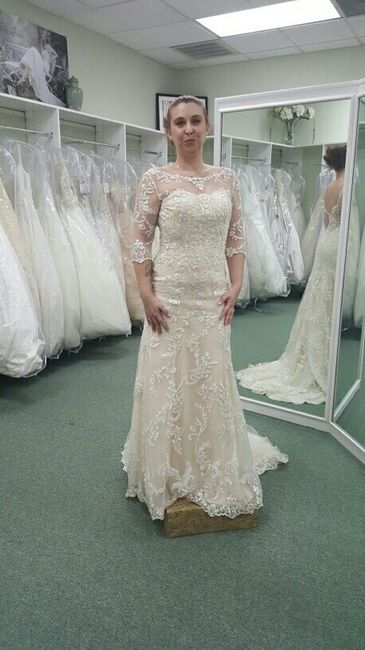 What dress to choose????