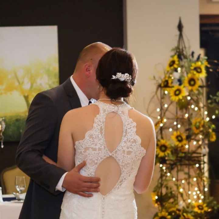 Let's talk wedding hair combs!