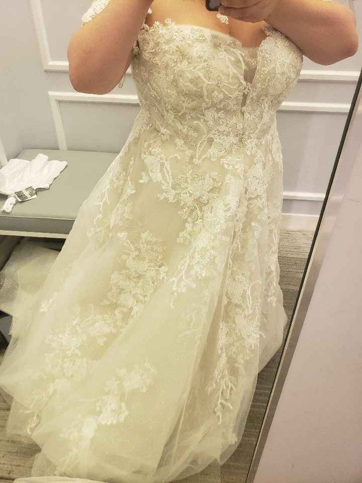Finally have photos of me in my dress! - 4