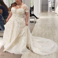 Finally have photos of me in my dress! - 1