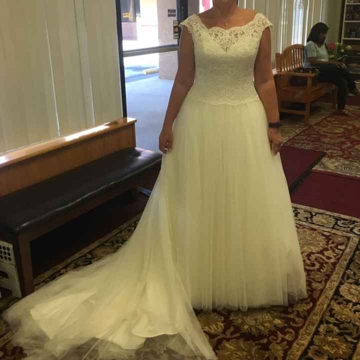 Show off those dresses!