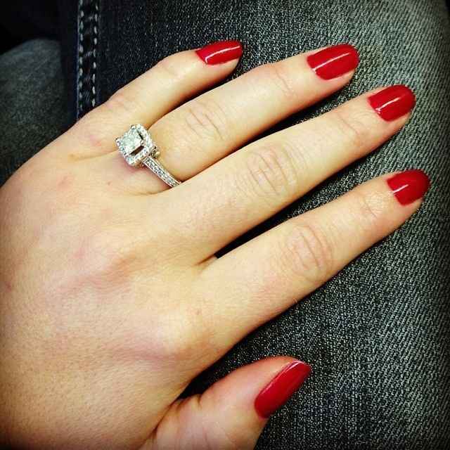 Show me your Engagement Ring!!!