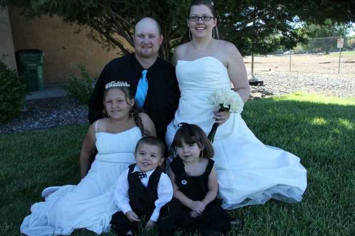 Now Mrs. Dale!.......****w/ wedding pics****