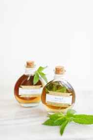 let me see those wedding favor inspirations !